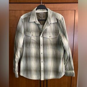 REI Green Plaid Casual Button Down Shirt